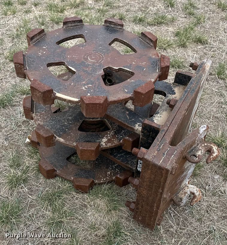 image for item OE9111 Compaction wheel