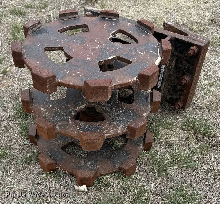 image for item OE9111 Compaction wheel