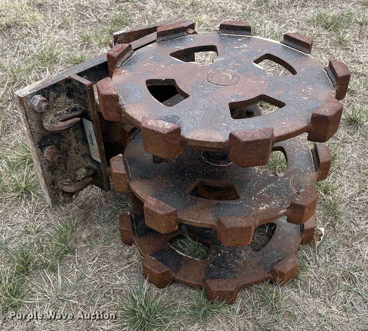 image for item OE9111 Compaction wheel