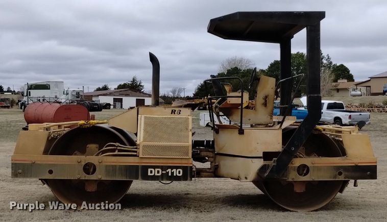 image for item OE9114 1993 Ingersoll Rand  DD-110 double drum vibratory roller