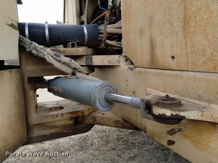 image for item OE9114 1993 Ingersoll Rand  DD-110 double drum vibratory roller