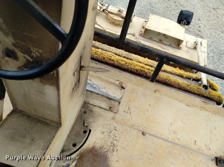 image for item OE9114 1993 Ingersoll Rand  DD-110 double drum vibratory roller