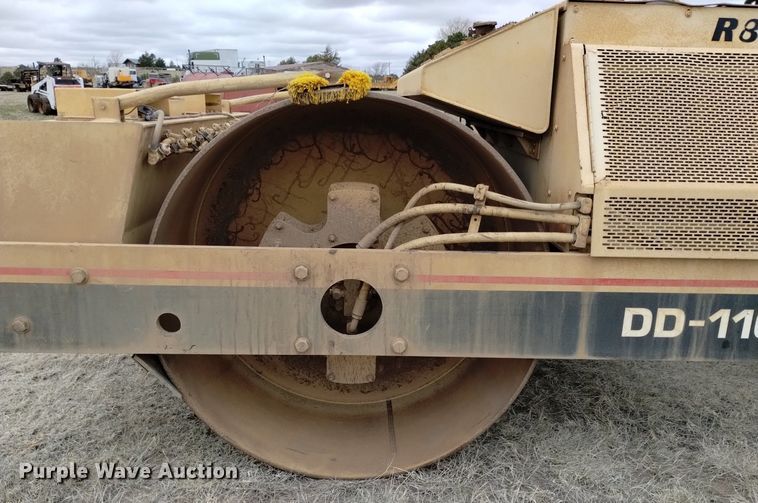 image for item OE9114 1993 Ingersoll Rand  DD-110 double drum vibratory roller