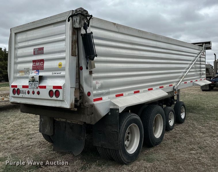 image for item OE9118 2014 Travis Body S/76 ejector trailer