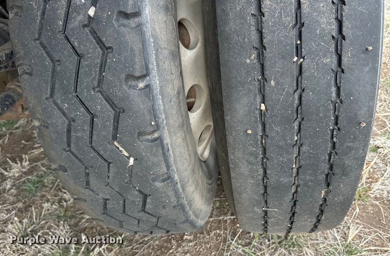 image for item OE9118 2014 Travis Body S/76 ejector trailer