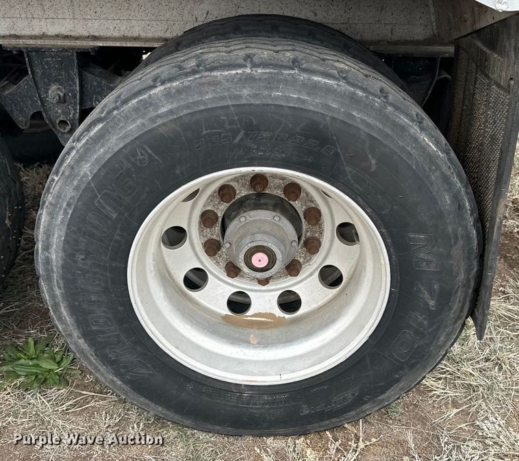 image for item OE9118 2014 Travis Body S/76 ejector trailer