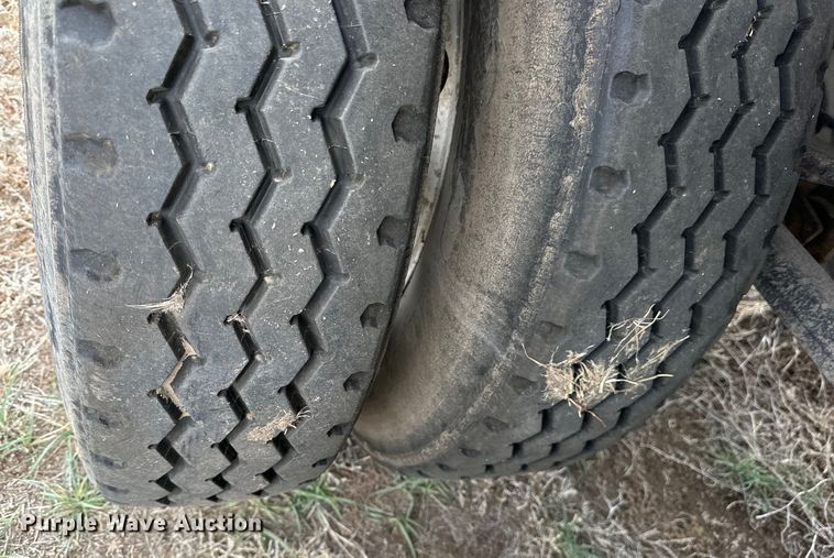 image for item OE9118 2014 Travis Body S/76 ejector trailer