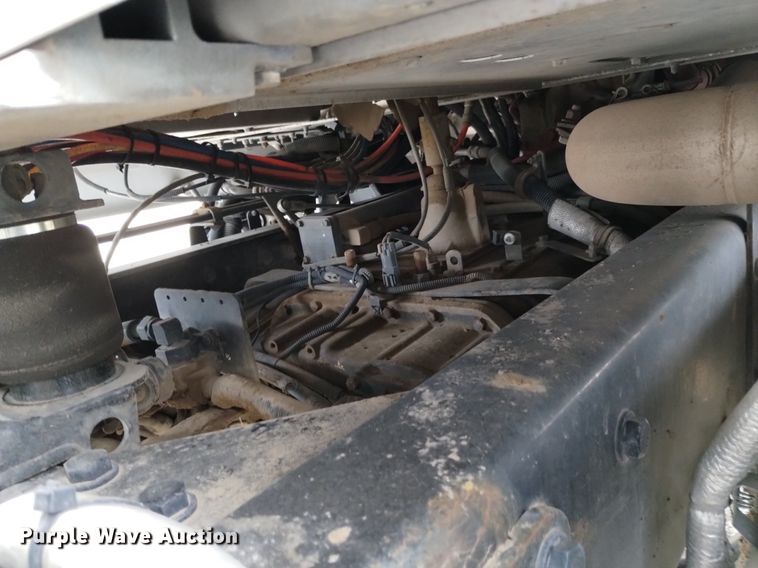 image for item OE9121 2014 Kenworth  T880 semi truck