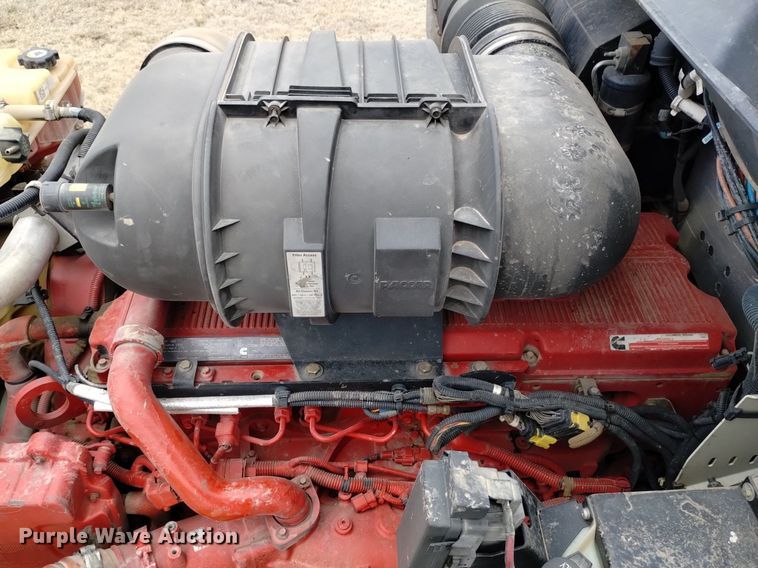 image for item OE9121 2014 Kenworth  T880 semi truck