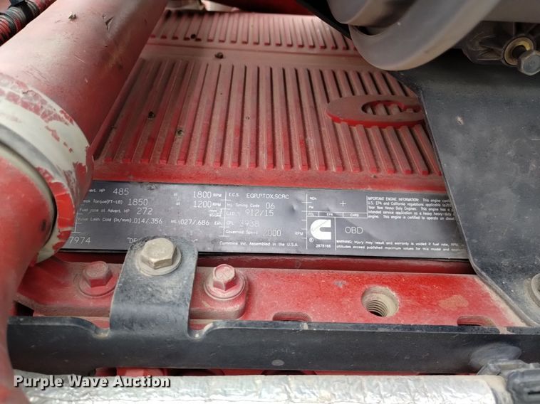 image for item OE9121 2014 Kenworth  T880 semi truck