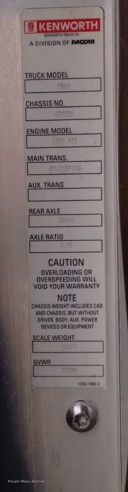 image for item OE9121 2014 Kenworth  T880 semi truck