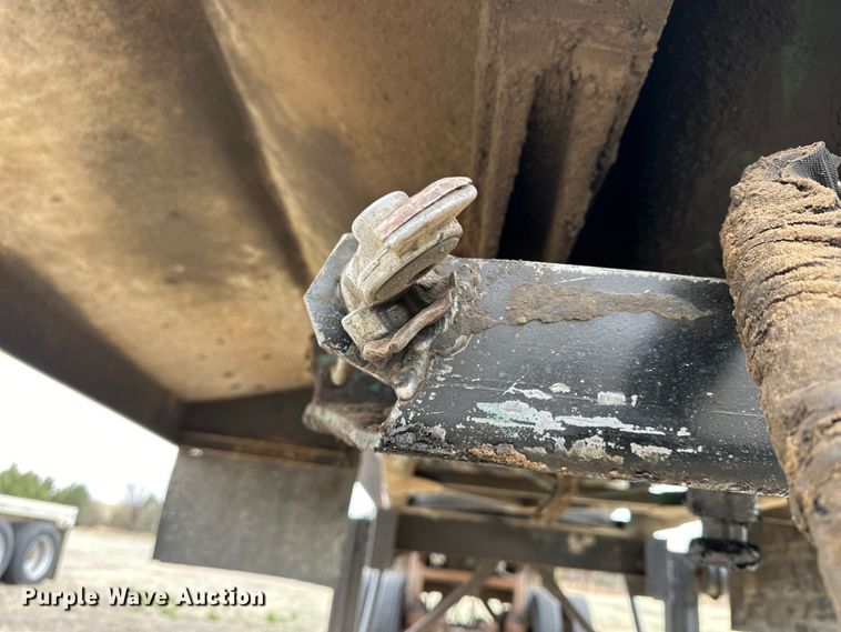 image for item OE9122 1985 Hobbs DRX-M2-30 end dump trailer