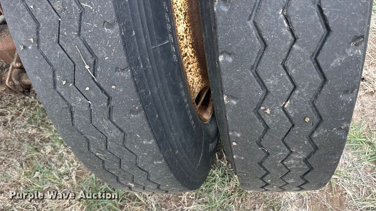 image for item OE9122 1985 Hobbs DRX-M2-30 end dump trailer