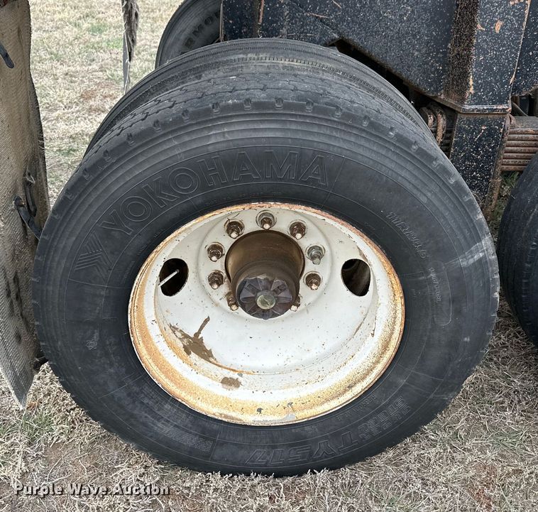 image for item OE9122 1985 Hobbs DRX-M2-30 end dump trailer