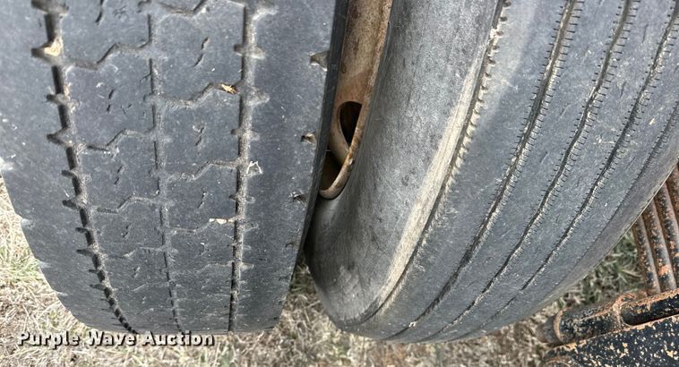 image for item OE9122 1985 Hobbs DRX-M2-30 end dump trailer