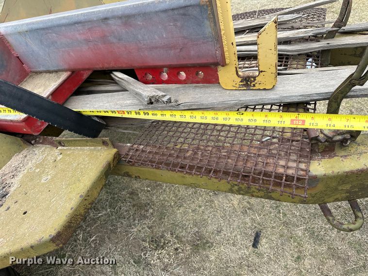 image for item OE9124 Fruehauf XM-107E2 running gear