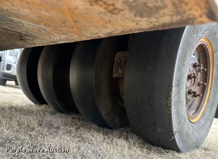 image for item OE9126 Bros SP-4000 pneumatic roller