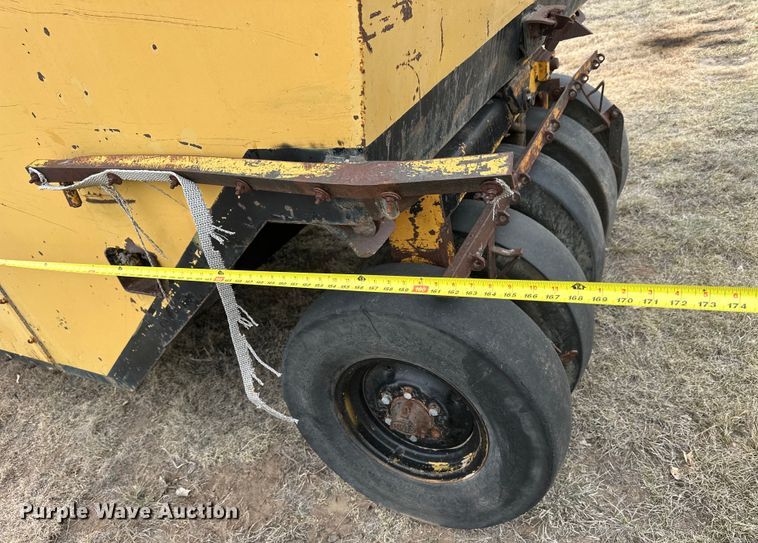 image for item OE9126 Bros SP-4000 pneumatic roller