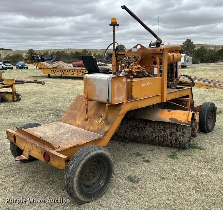 image for item OE9127 1980 Broce H20 broom