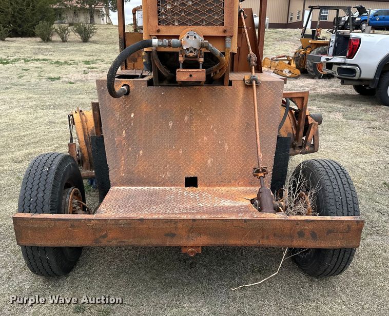 image for item OE9127 1980 Broce H20 broom