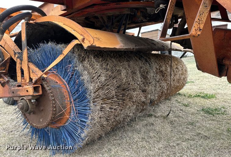 image for item OE9127 1980 Broce H20 broom