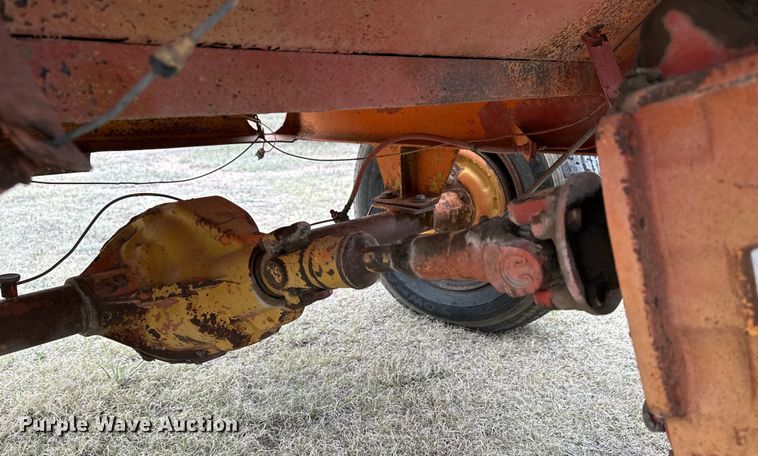 image for item OE9127 1980 Broce H20 broom