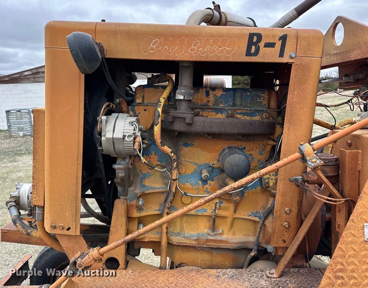 image for item OE9127 1980 Broce H20 broom