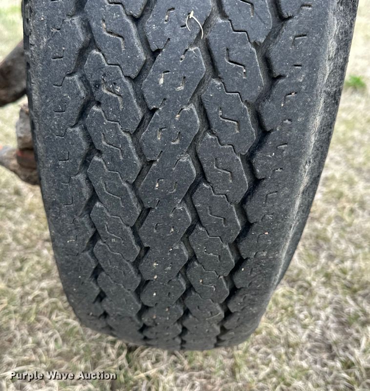 image for item OE9127 1980 Broce H20 broom