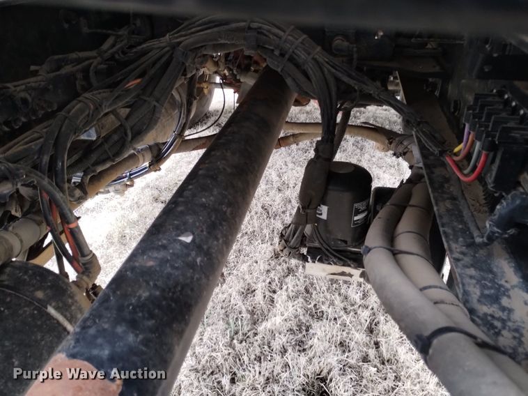 image for item OE9136 2021 Kenworth  T680 semi truck