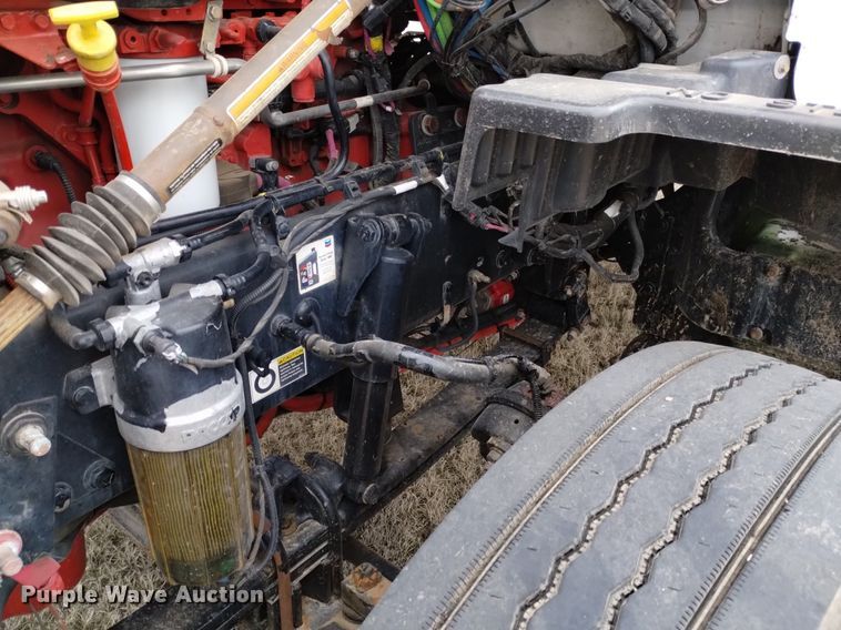 image for item OE9136 2021 Kenworth  T680 semi truck