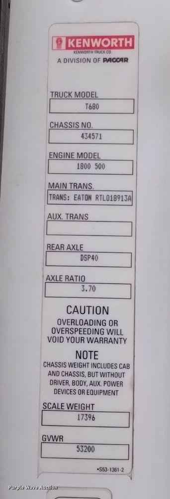 image for item OE9136 2021 Kenworth  T680 semi truck