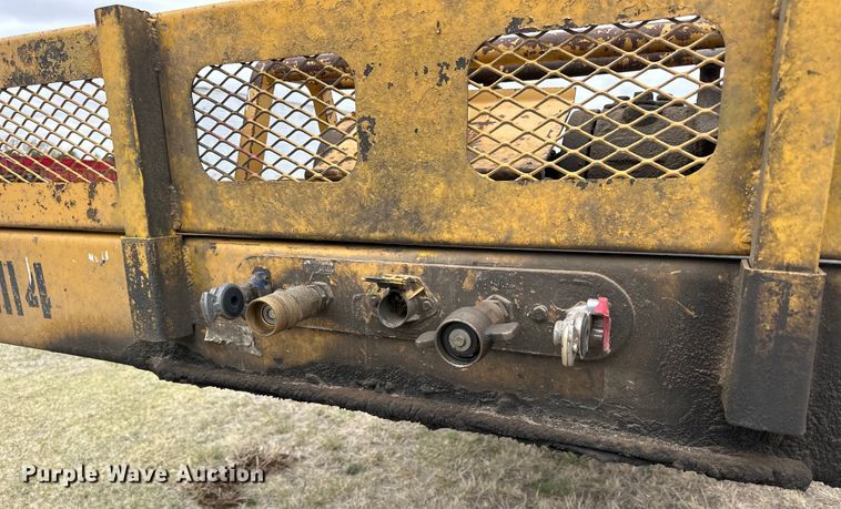 image for item OE9138 2003 Trail King TK110HT-523 drop deck hydratail equipment trailer