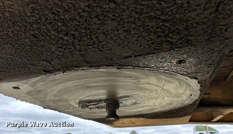 image for item OE9138 2003 Trail King TK110HT-523 drop deck hydratail equipment trailer