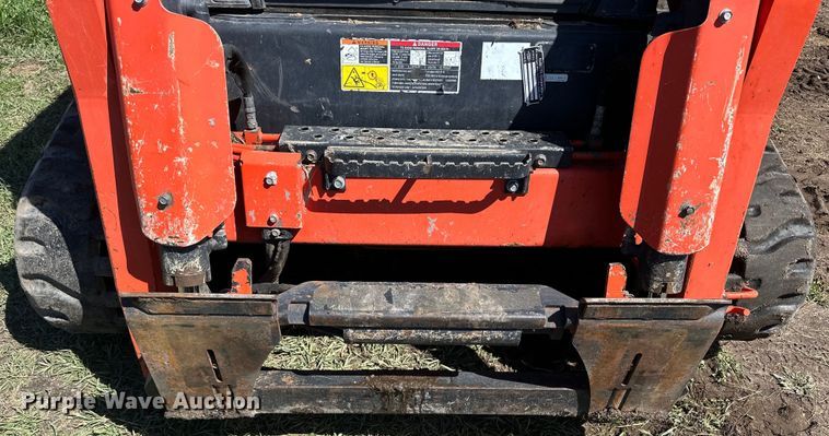 image for item OE9147 2019 Kubota SVL 95-2S tracked skid steer loader