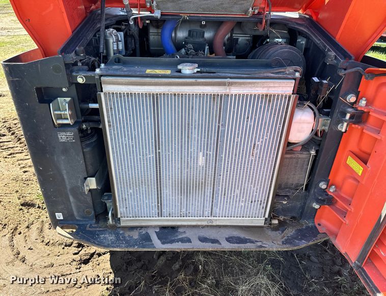 image for item OE9147 2019 Kubota SVL 95-2S tracked skid steer loader