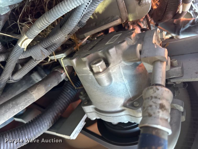 image for item OE9147 2019 Kubota SVL 95-2S tracked skid steer loader