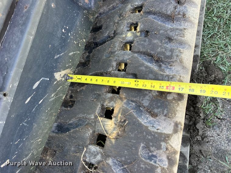 image for item OE9147 2019 Kubota SVL 95-2S tracked skid steer loader