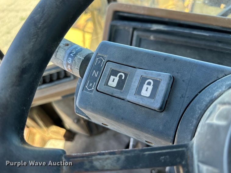 image for item OE9181 1993 Caterpillar  970F wheel loader