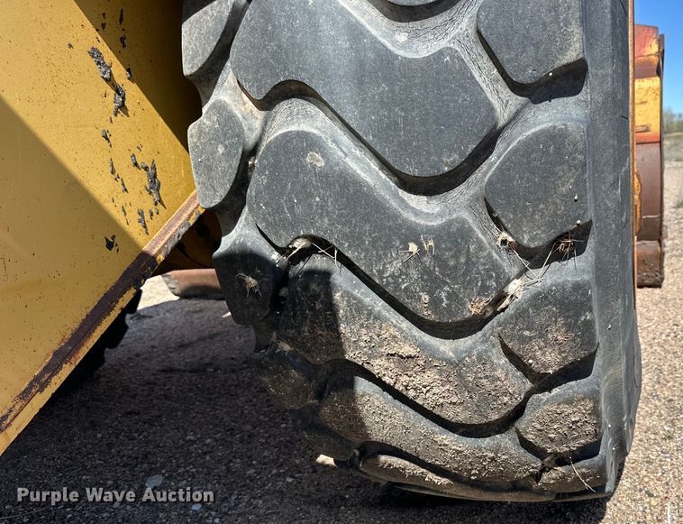 image for item OE9181 1993 Caterpillar  970F wheel loader