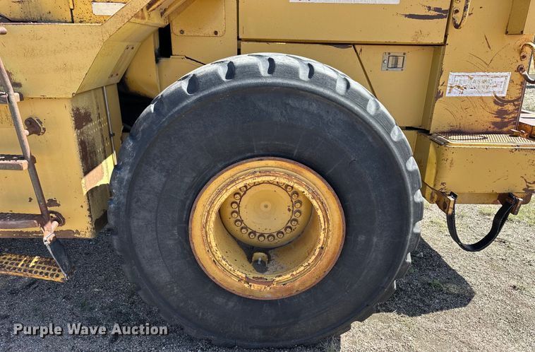 image for item OE9181 1993 Caterpillar  970F wheel loader