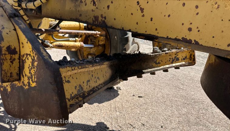 image for item OE9182 1986 Caterpillar  140G motor grader