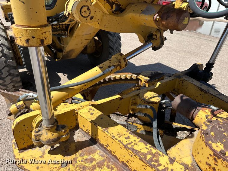 image for item OE9182 1986 Caterpillar  140G motor grader