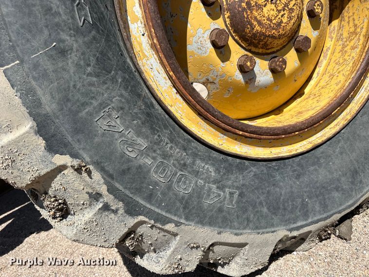 image for item OE9182 1986 Caterpillar  140G motor grader