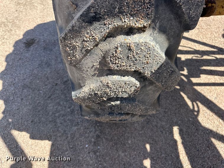 image for item OE9182 1986 Caterpillar  140G motor grader