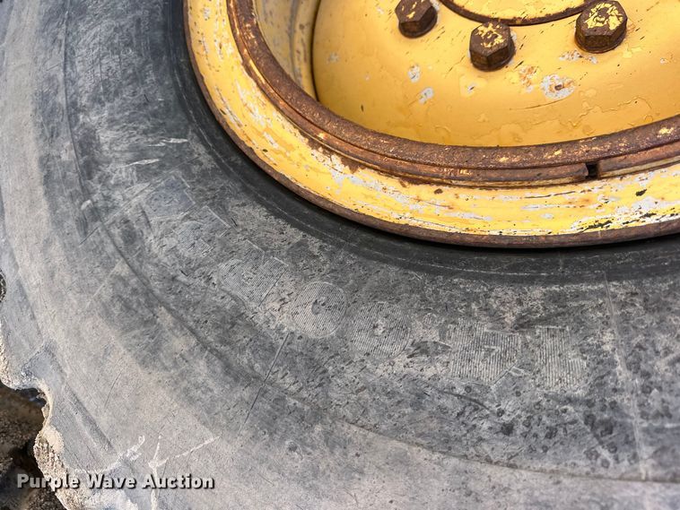 image for item OE9182 1986 Caterpillar  140G motor grader