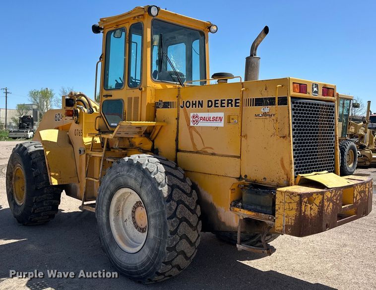 image for item OE9185 1989 John Deere  624E wheel loader