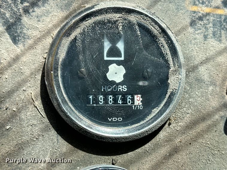 image for item OE9185 1989 John Deere  624E wheel loader