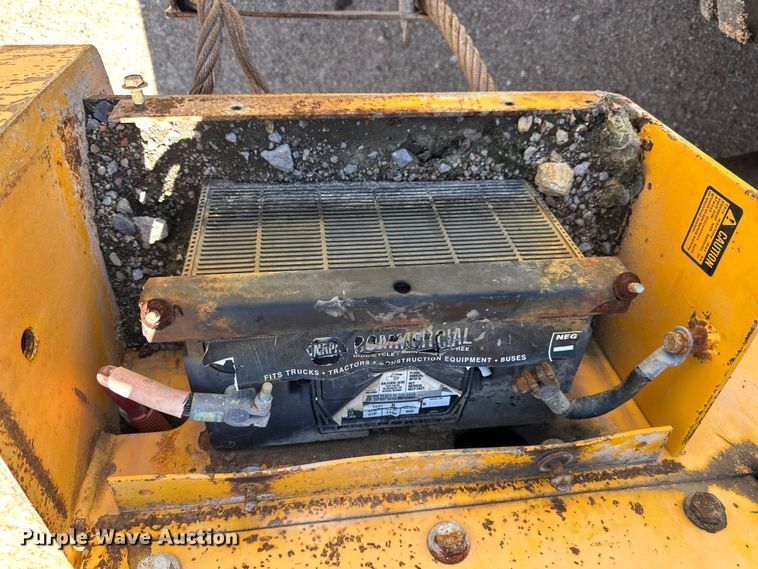 image for item OE9185 1989 John Deere  624E wheel loader