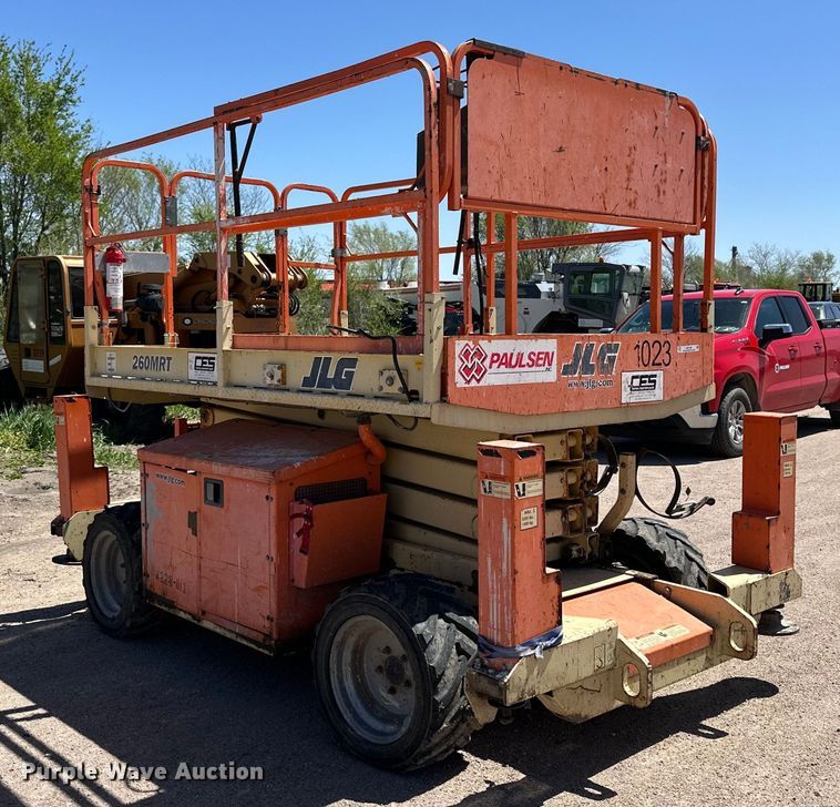 image for item OE9186 2007 JLG 260MRT scissor lift