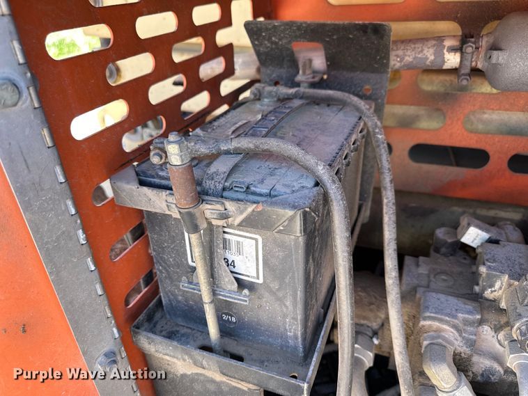 image for item OE9186 2007 JLG 260MRT scissor lift